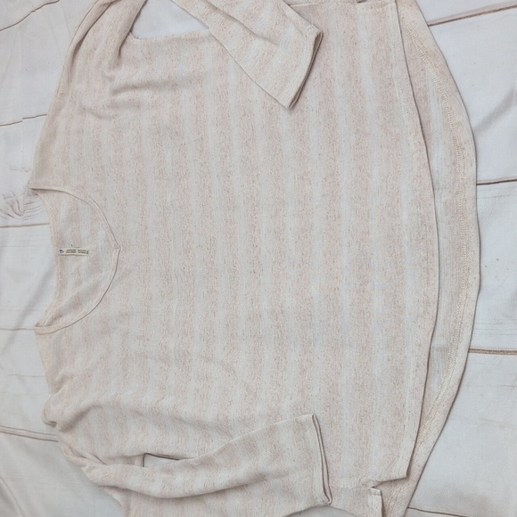 Kuhl Sweaters - Kuhl Sylvie Sweater Tan Cream Color Size XL Extra Large Stripes and Lightweight